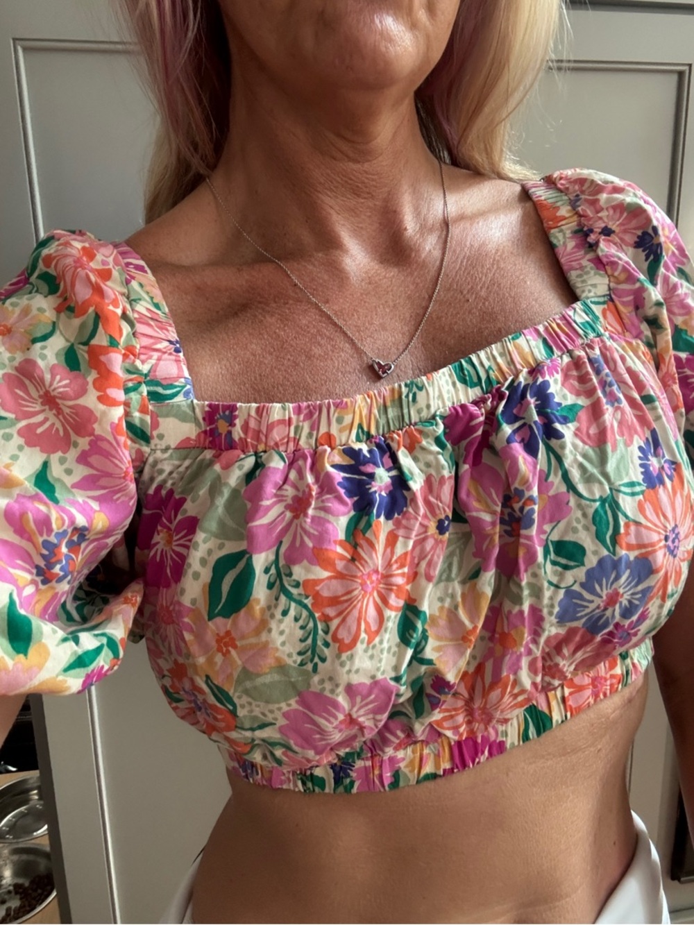 Abel the Label floral cropped top with puff sleeves sz M